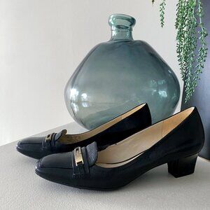 Naturalizer Black Leather Loafer Heels – Size 7.5N
